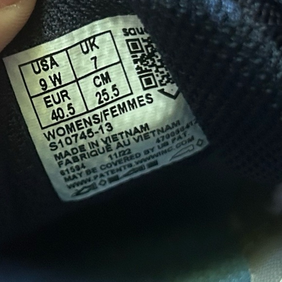 Saucony women’s sneakers, size 9. - Picture 8 of 8